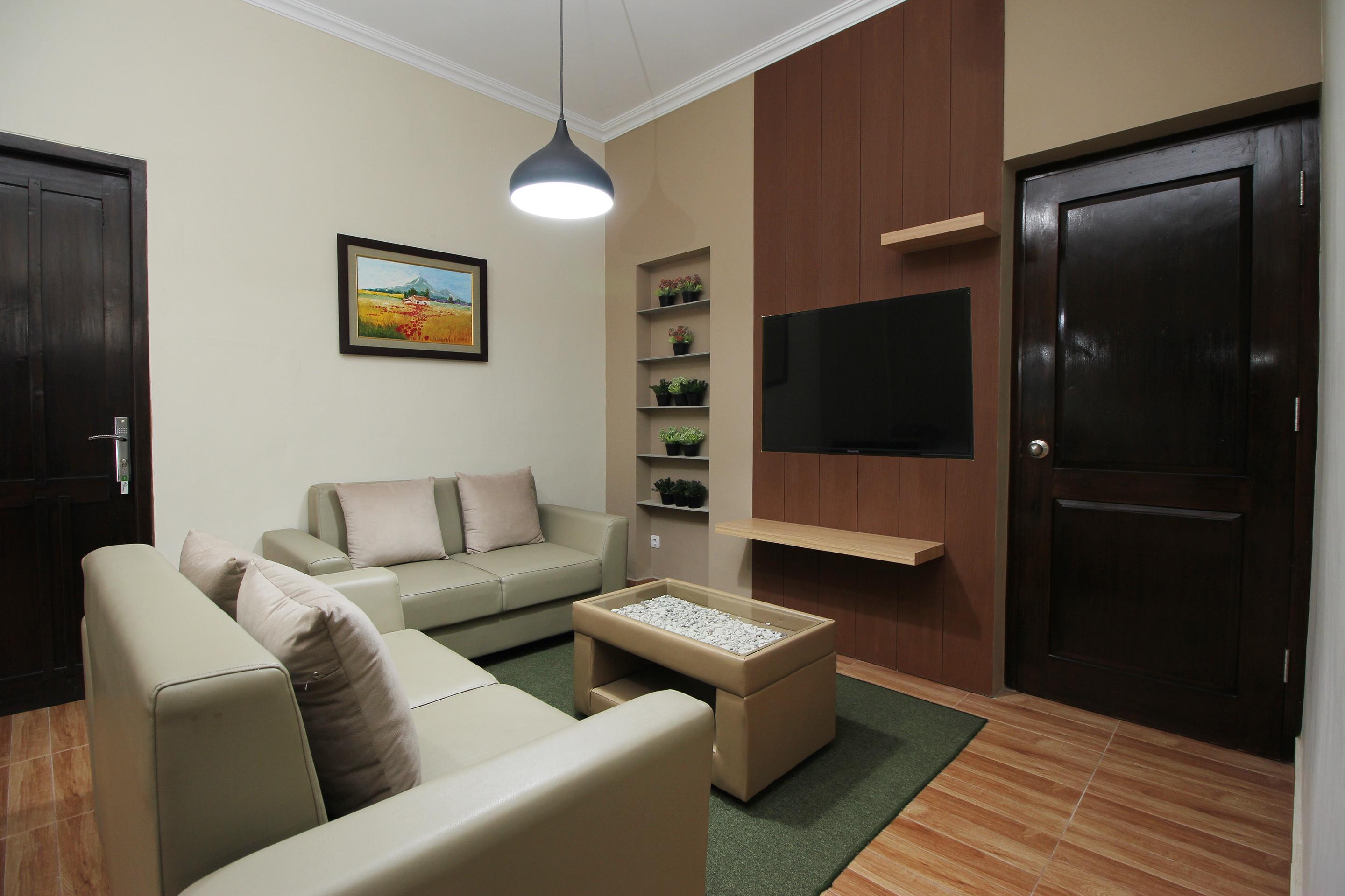 Oyo 572 Omah Gedongkuning Syariah Homestay Γιογκιακάρτα Εξωτερικό φωτογραφία